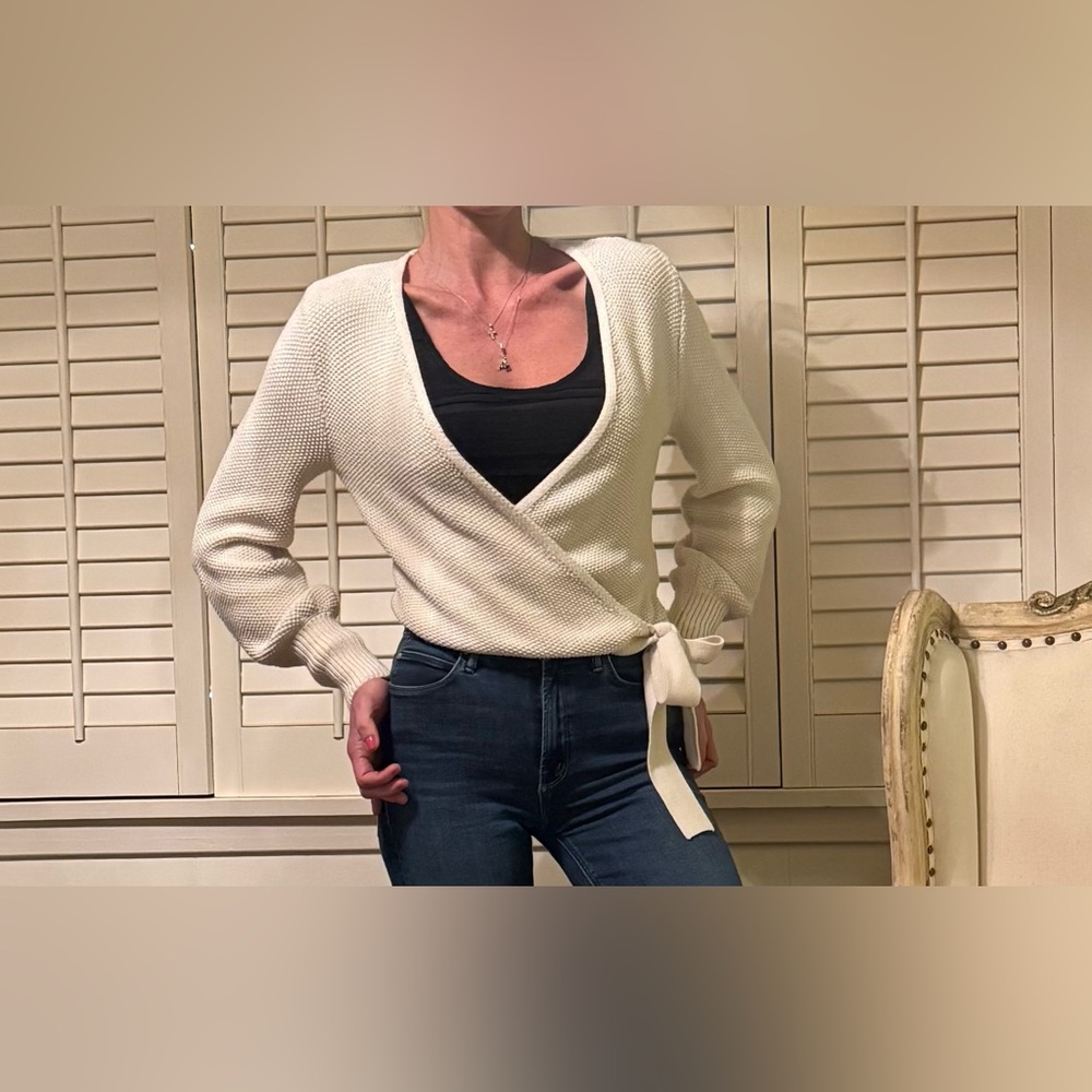 ST. AGNI wrap sweater